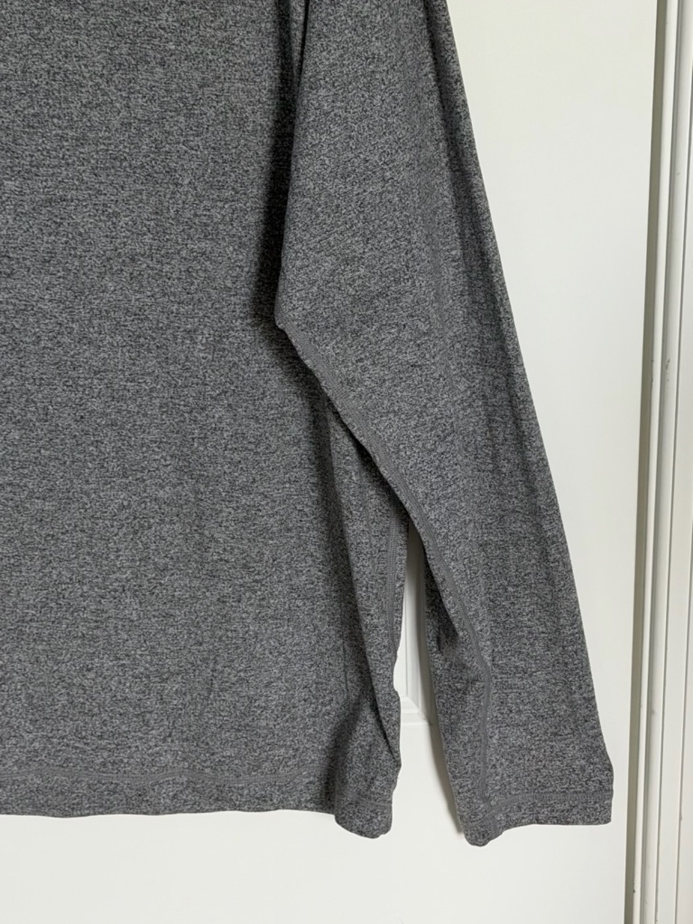 RHONE Men's Heather Gray Reign Long Sleeve Performance T-Shirt XL 54704 - Picture 5 of 13
